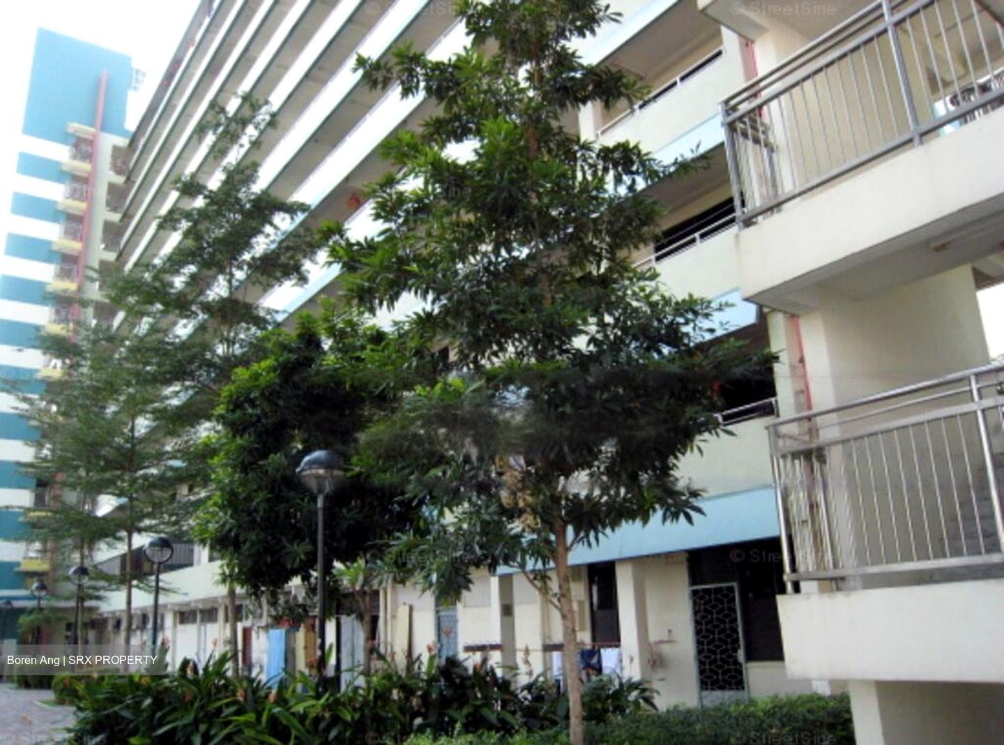 Rumah Tinggi View (D3), Shop House #454000431